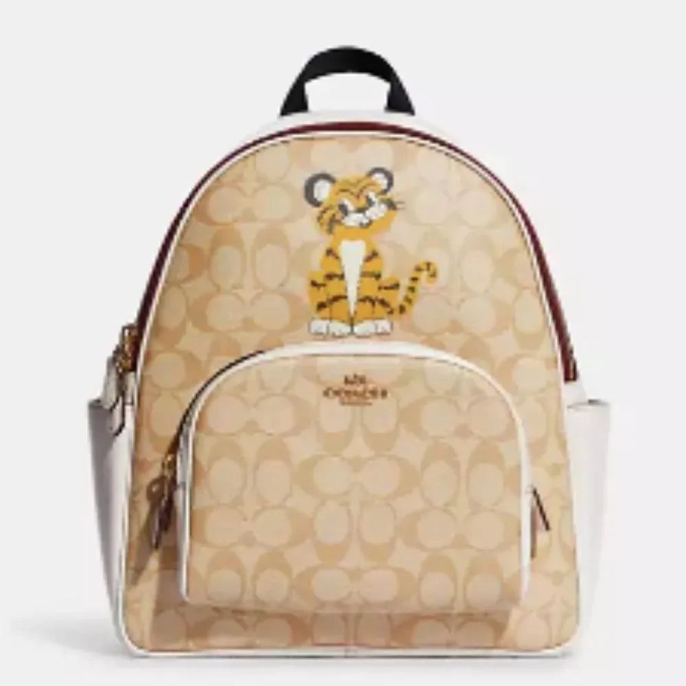 Coach Court In Signature Coated Canvas With Tiger Adjustable Straps Backpack